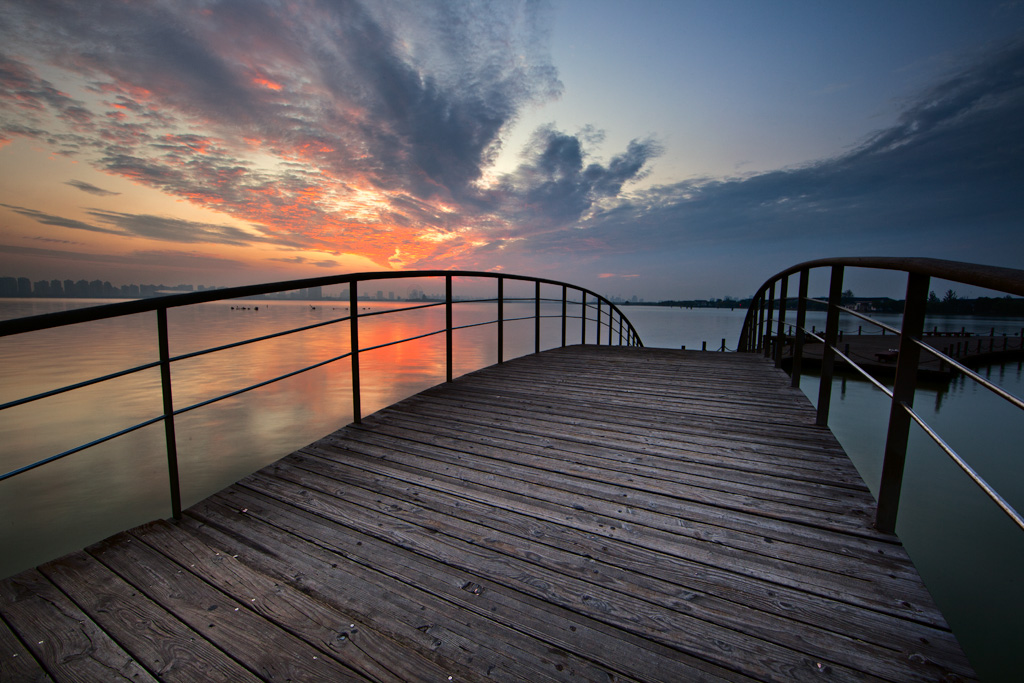 晨色之美--现代水天堂<em>苏州</em><em>金鸡湖</em>(<em>照片</em>) - 游侠
