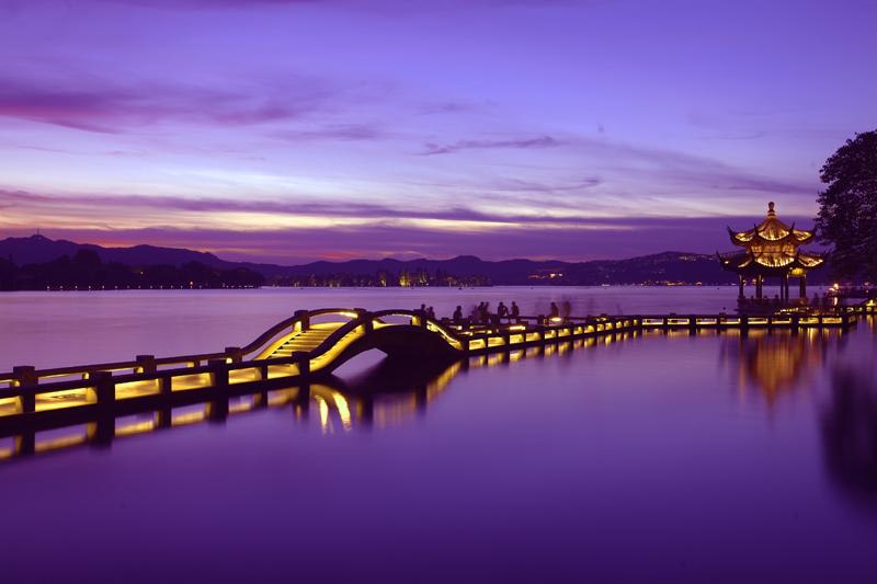 美麗的西湖夜景,西湖旅遊攻略-遊俠客社區